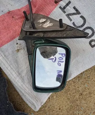 Volkswagen Polo IV 9N3 Manual wing mirror 