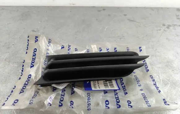 Volvo S70 V70 V70 XC Front bumper lower grill 9151512