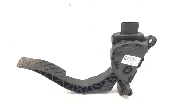 Audi A5 Sportback 8TA Accelerator throttle pedal 8K1723523A 12092012 6PV00950521