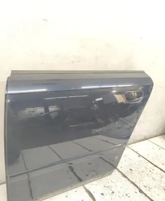 Audi A4 S4 B7 8E 8H Rear door