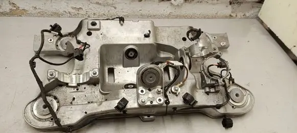 BMW i5 G60 A/C compressor mount bracket 5a270b2
