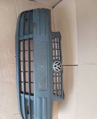 Volkswagen Caddy Front bumper 2K0807221
