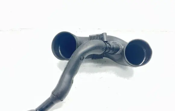 Mercedes-Benz CLK A209 C209 Turbo air intake inlet pipe/hose A6120940008