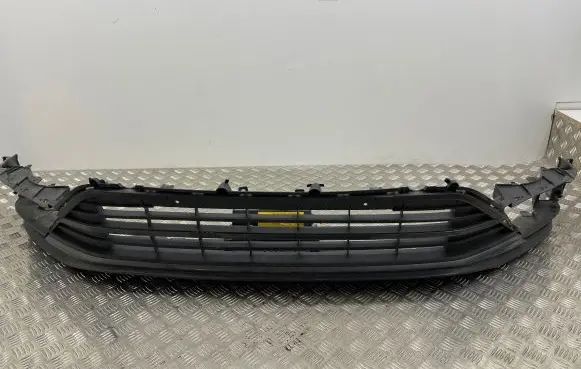 Volkswagen T-Roc Front bumper lip 
