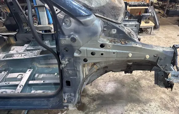 Renault Captur Front quarter panel 0327