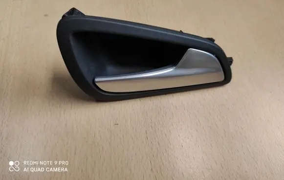 Ford Focus Front door interior handle AM51U22600