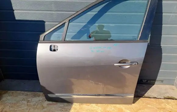 Renault Scenic III - Grand scenic III Front door