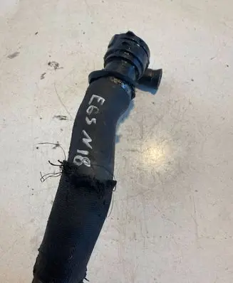 BMW 7 E65 E66 Engine coolant pipe/hose