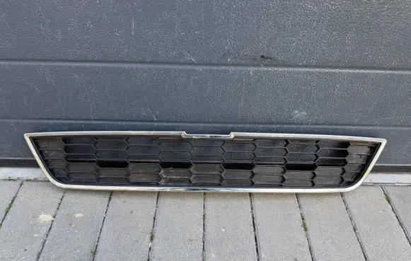 Chevrolet Aveo Front grill 96694760