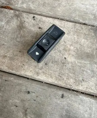 BMW 5 E34 Sunroof switch 1378862