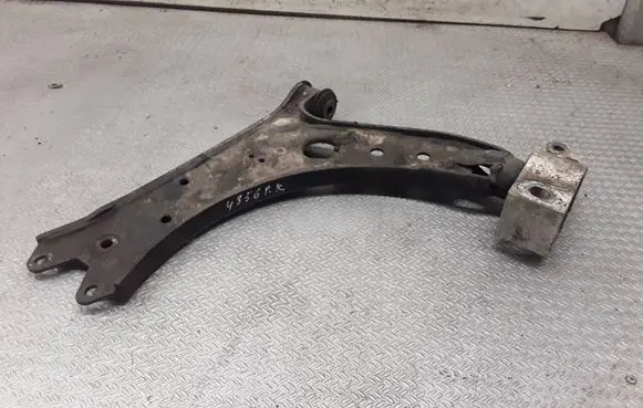 Seat Leon (1P) Front lower control arm/wishbone 