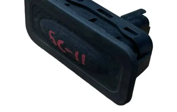 Renault Scenic II - Grand scenic II Tailgate opening switch 8200076258