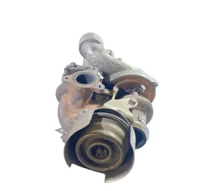Mercedes-Benz E W212 Turbo A6510905780 A6510902880