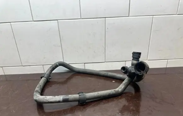 BMW X3 F25 Engine coolant pipe/hose 8514071 19906610