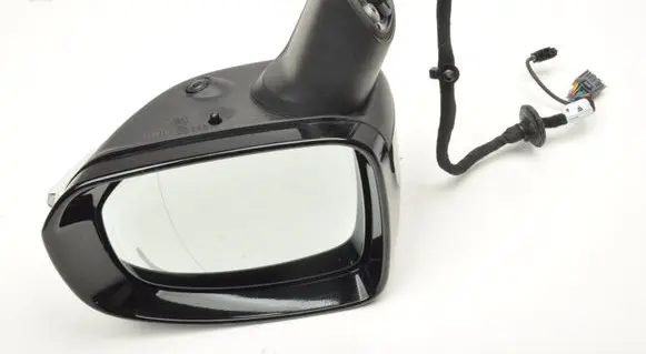 Volvo XC60 Front door electric wing mirror 