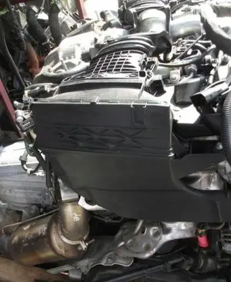 Mercedes-Benz ML W164 Air filter box A6420940304