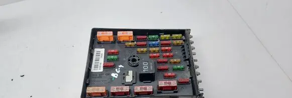 Volkswagen PASSAT B6 Fuse box set 3C0937125