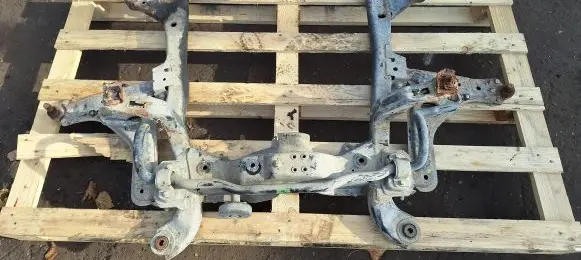 Opel Astra H Front subframe 