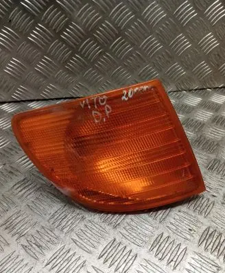 Mercedes-Benz Vito Viano W638 Front indicator light