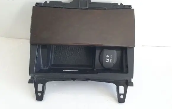 Mercedes-Benz E W212 Ashtray (front) A2046801350