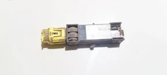 Nissan Almera Tino Airbag deployment crash/impact sensor 98831bu200