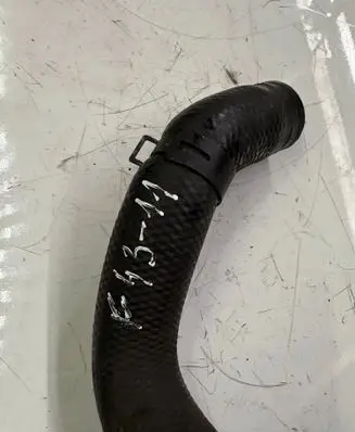 Mitsubishi L200 Engine coolant pipe/hose 