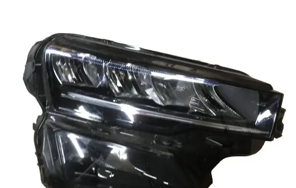 Skoda Karoq Headlight/headlamp 57B941010 0022563406