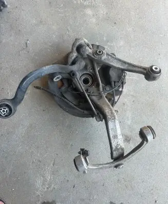BMW X6 F16 Front wheel hub spindle knuckle 6869869 171751793
