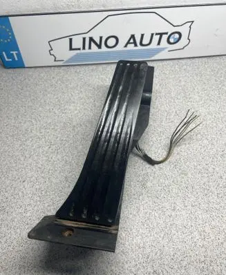 BMW 7 E65 E66 Accelerator throttle pedal 6766930