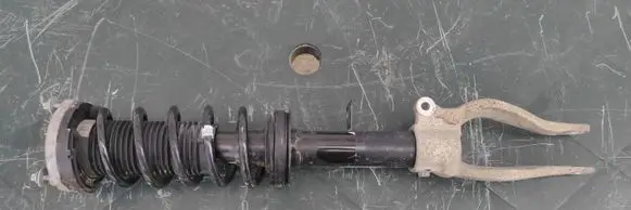 BMW 5 G30 G31 Front shock absorber with coil spring 213720610F