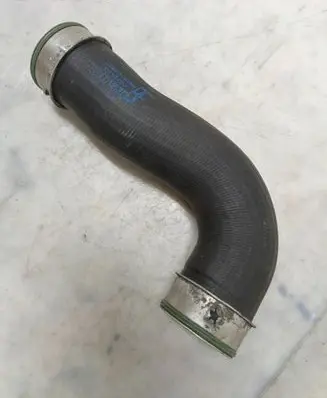 Volkswagen PASSAT B6 Intercooler hose/pipe 3C0145832D 3C0145762L