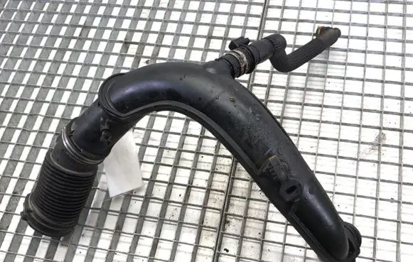 Intercooler hose/pipe
