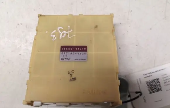 Toyota Avensis Verso Other control units/modules 8865044210 0771005520