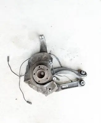 BMW 5 F10 F11 Front wheel hub spindle knuckle 6775769