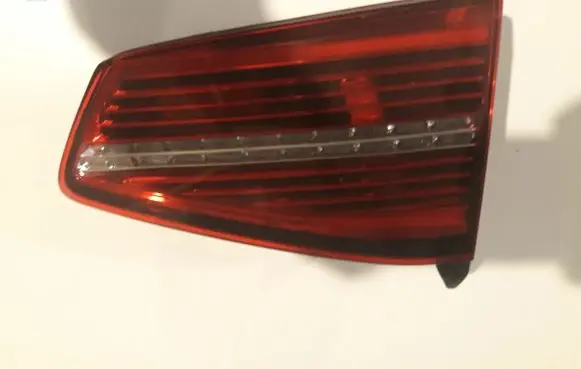 Volkswagen PASSAT B8 Tailgate rear/tail lights