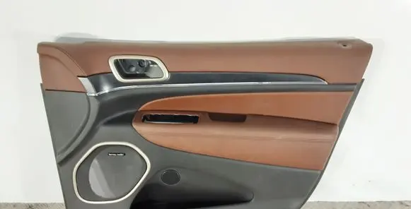 Jeep Grand Cherokee Front door card panel trim