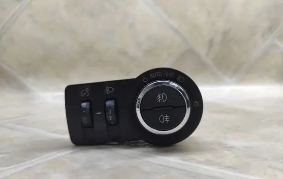 Opel Insignia A Light switch 13268694