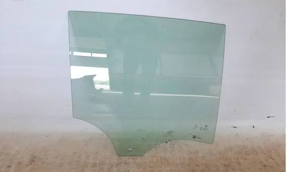 BMW X4 G02 Rear door window glass 