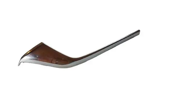 Front bumper splitter molding