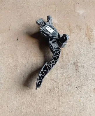 Hyundai i20 (GB IB) Accelerator throttle pedal 1S000