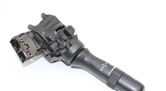 Toyota Avensis T270 Wiper speed switch 17F420