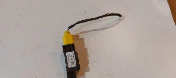 Audi A8 S8 D3 4E Airbag deployment crash/impact sensor 4B0959643C 220103 0231A007KE6K