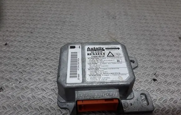 Renault Laguna I Airbag control unit/module 7700414215F 550449200