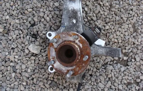 Chevrolet Corvette C5 Front wheel hub spindle knuckle