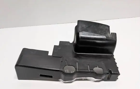 Other engine bay part