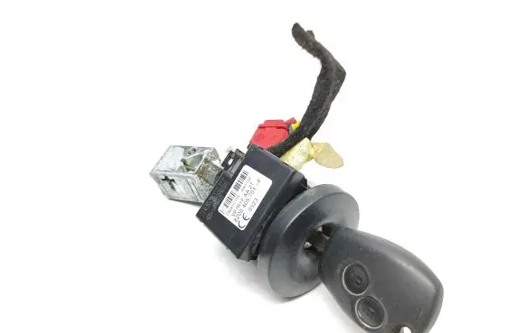 Nissan NV400 Ignition lock 8200405701F C8281C759 VP7R1FAA2T