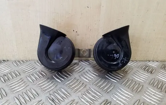 BMW X5 E53 Horn signal 8387347 8387342