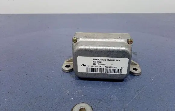 Mitsubishi Grandis ESP acceleration yaw rate sensor MN102338