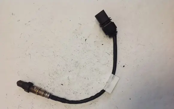 Opel Astra H Lambda probe sensor 1928404687