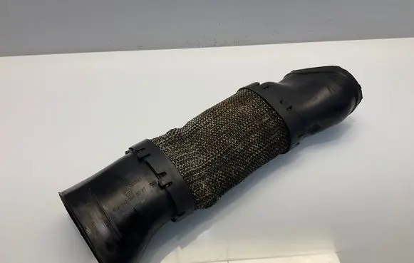 Mercedes-Benz E W211 Air intake duct part A6420945097 020581 6420945097